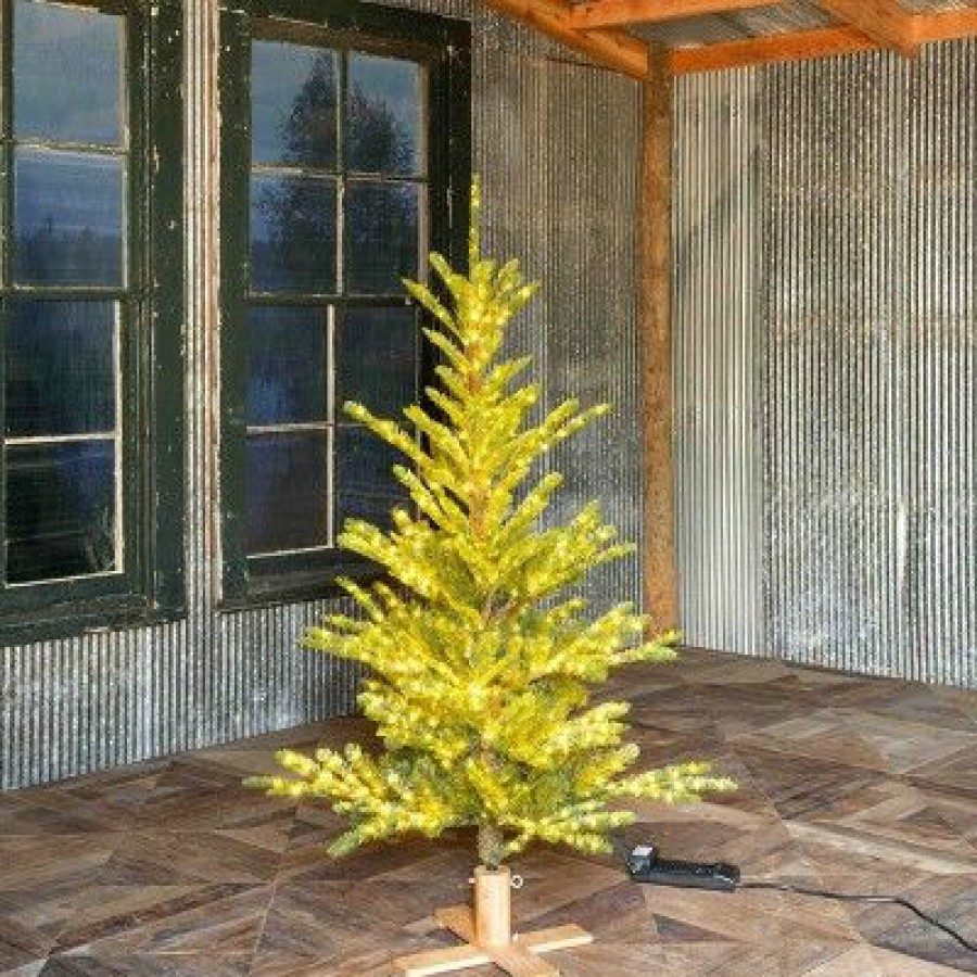 Spruce * | Park Hill Collection Great Northern Spruce Tree With Micro Led Lights 5