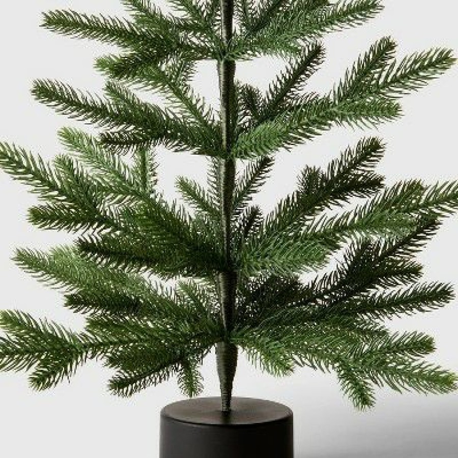 Unidentified Plant Variety * | 24" Unlit Indexed Artificial Christmas Tree Wondershop