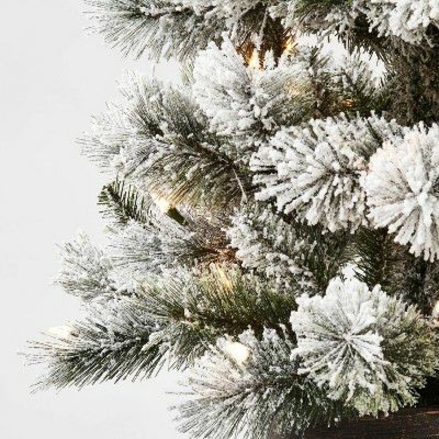 Pine * | 5' Pre-Lit Flocked Virginia Pine Potted Artificial Christmas Tree Clear Lights Wondershop