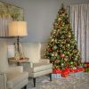 Unidentified Plant Variety * | National Tree Company Carolina Pine 7.5 Foot Artificial Holiday Prelit Christmas Tree W/750 Clear Lights, Pinecones, 1399 Branch Tips And Metal Stand