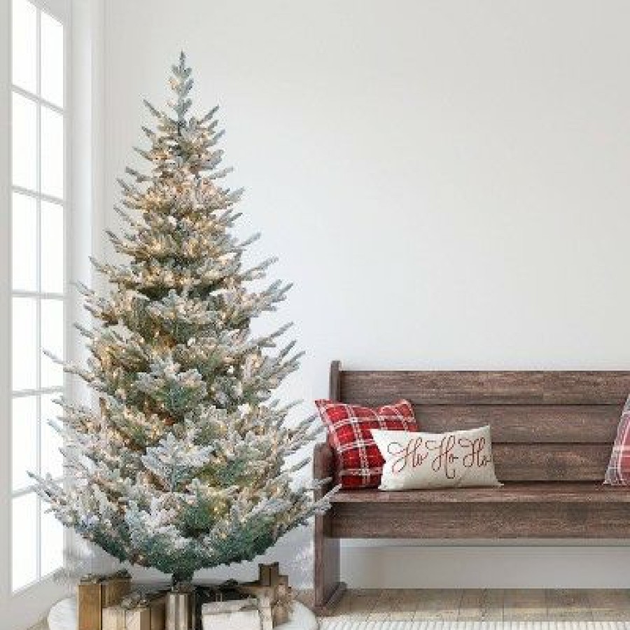 Spruce * | Puleo 7.5' Pre-Lit Flocked Full Hillside Spruce Artificial Christmas Tree Warm White Lights